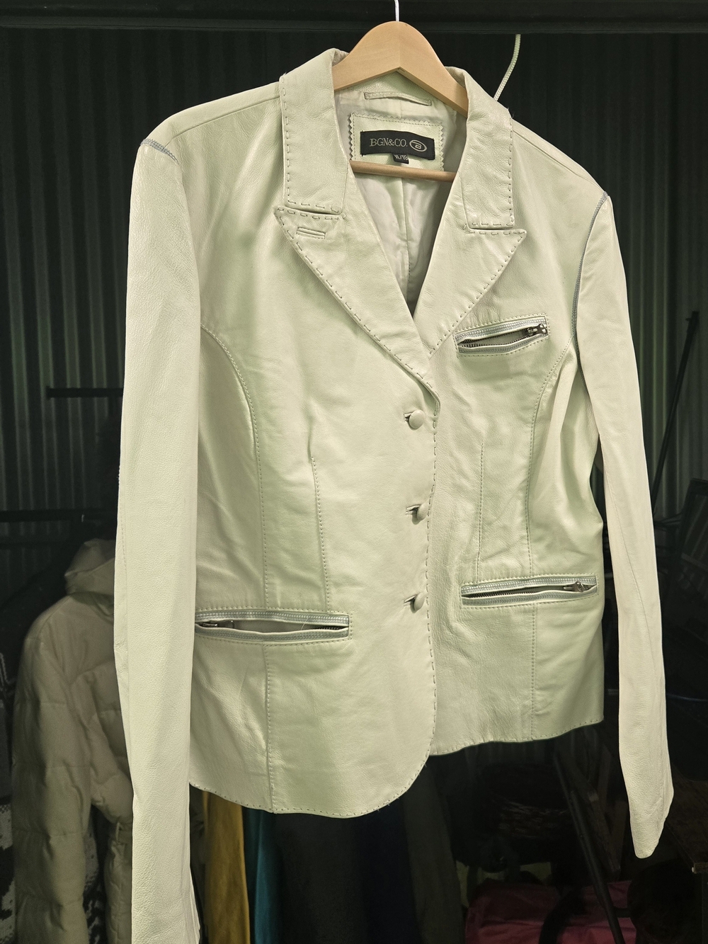 BGN & Co. Women's White Leather Jacket XL